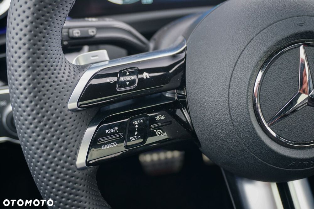 Mercedes-Benz Klasa A 220 4-Matic AMG Line 8G-DCT - 11