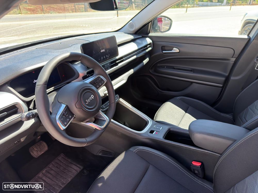 Jeep Avenger 1.2 T3 48V 4xe Hybrid eAWD Auto Upland - 19