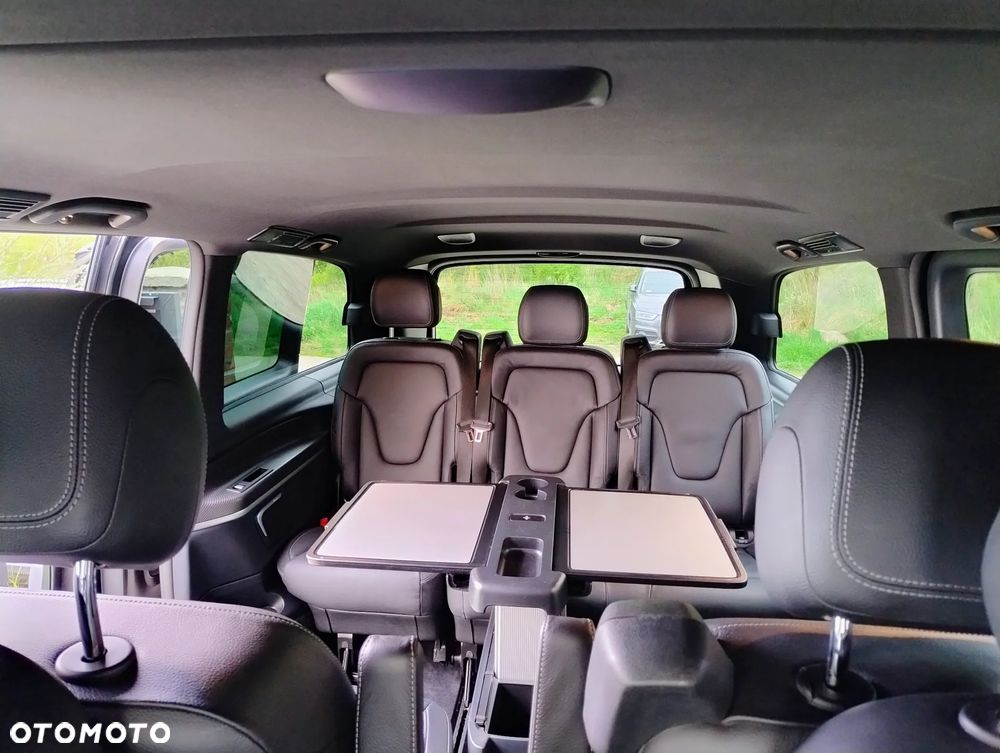Mercedes-Benz Klasa V 300 d Extralang 4Matic 9G-TRONIC Avantgarde Edition - 10
