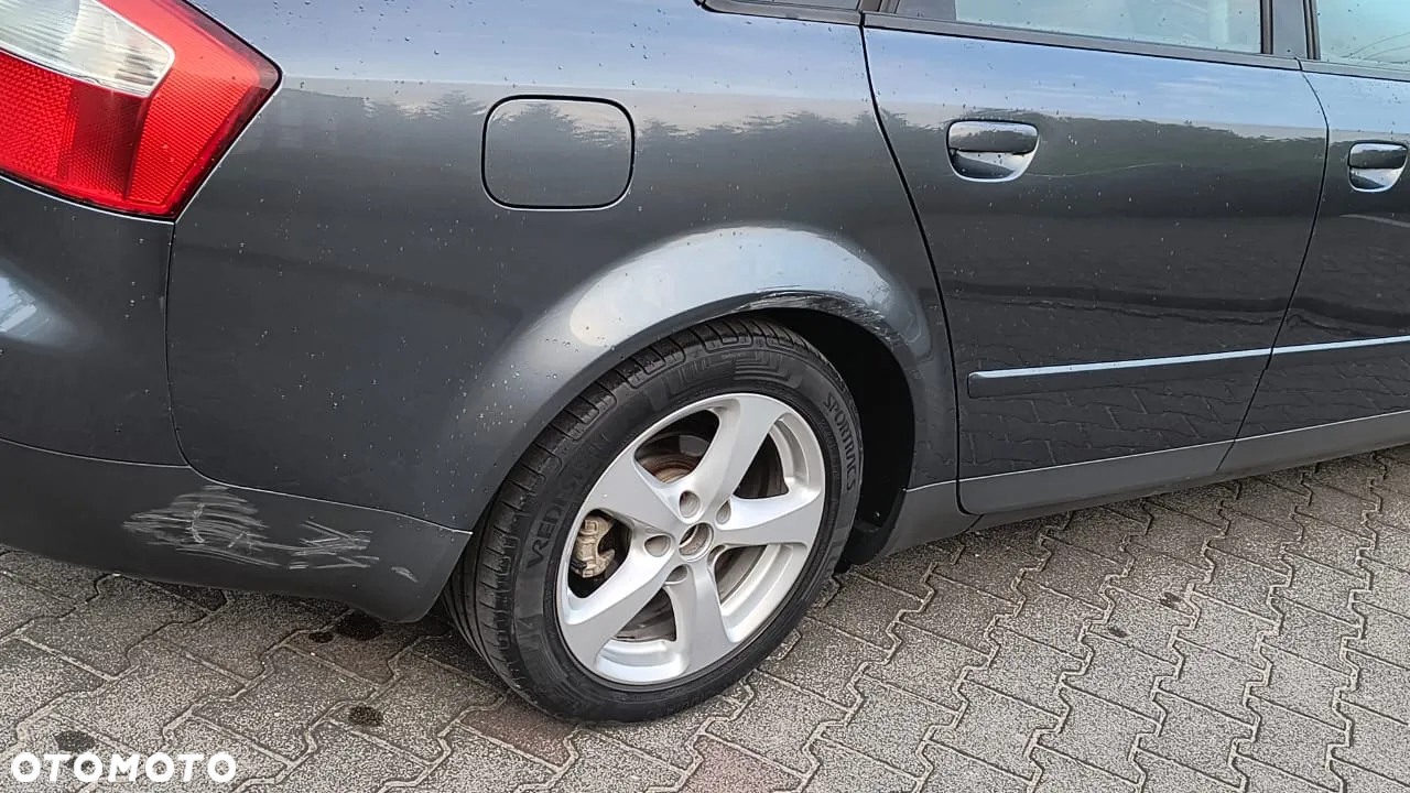 Audi A4 2.0 - 6