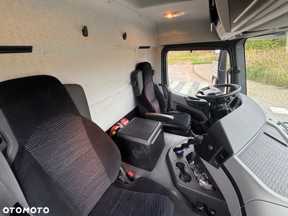 Mercedes-Benz ACTROS ANTOS - 36