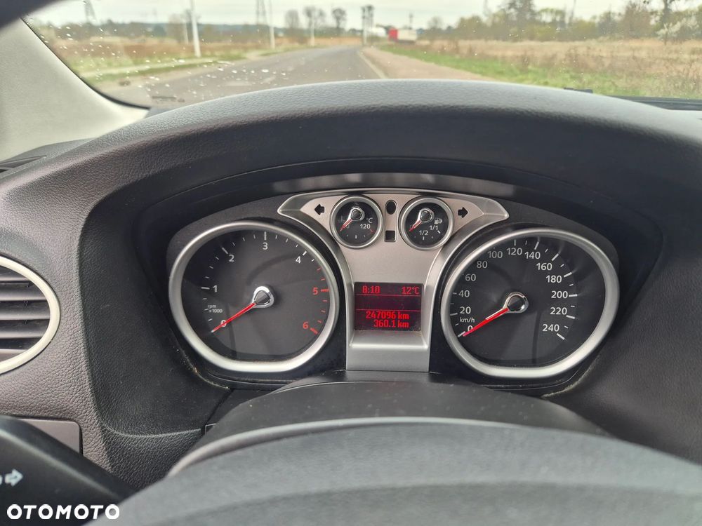 Ford Focus 1.6 TDCi Ambiente - 6