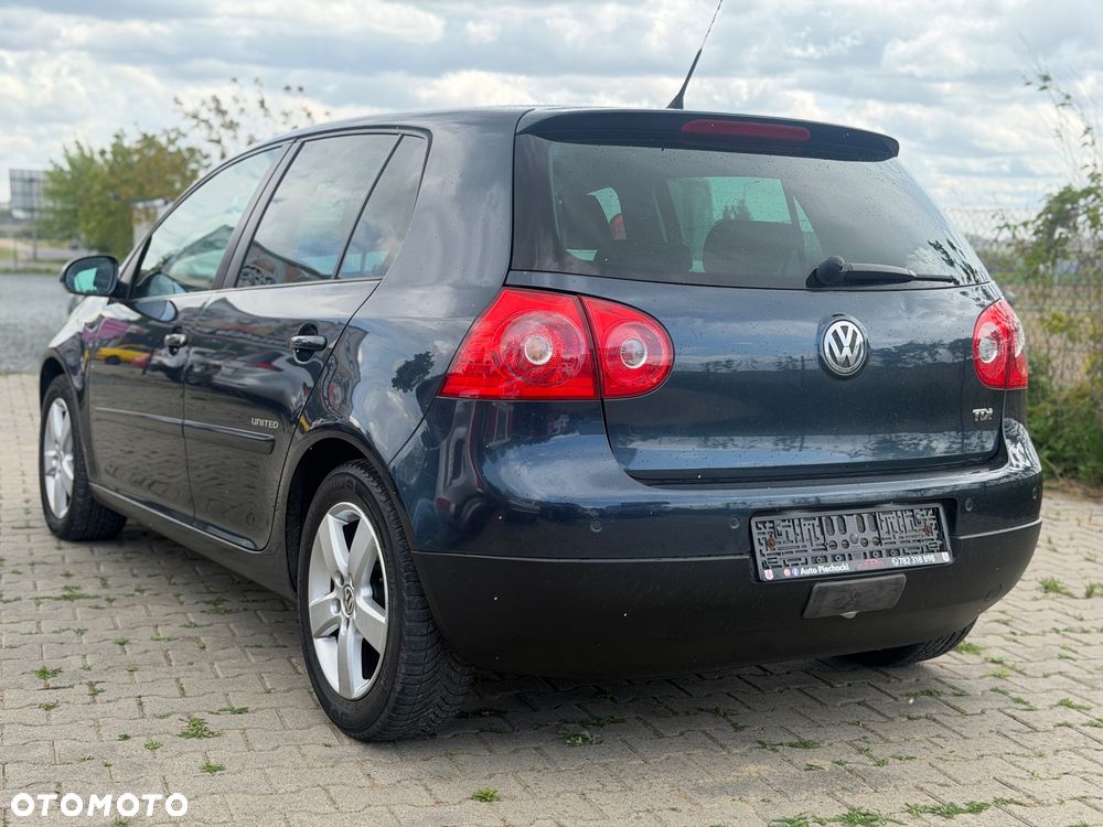 Volkswagen Golf 1.9 TDI Q-Line - 5