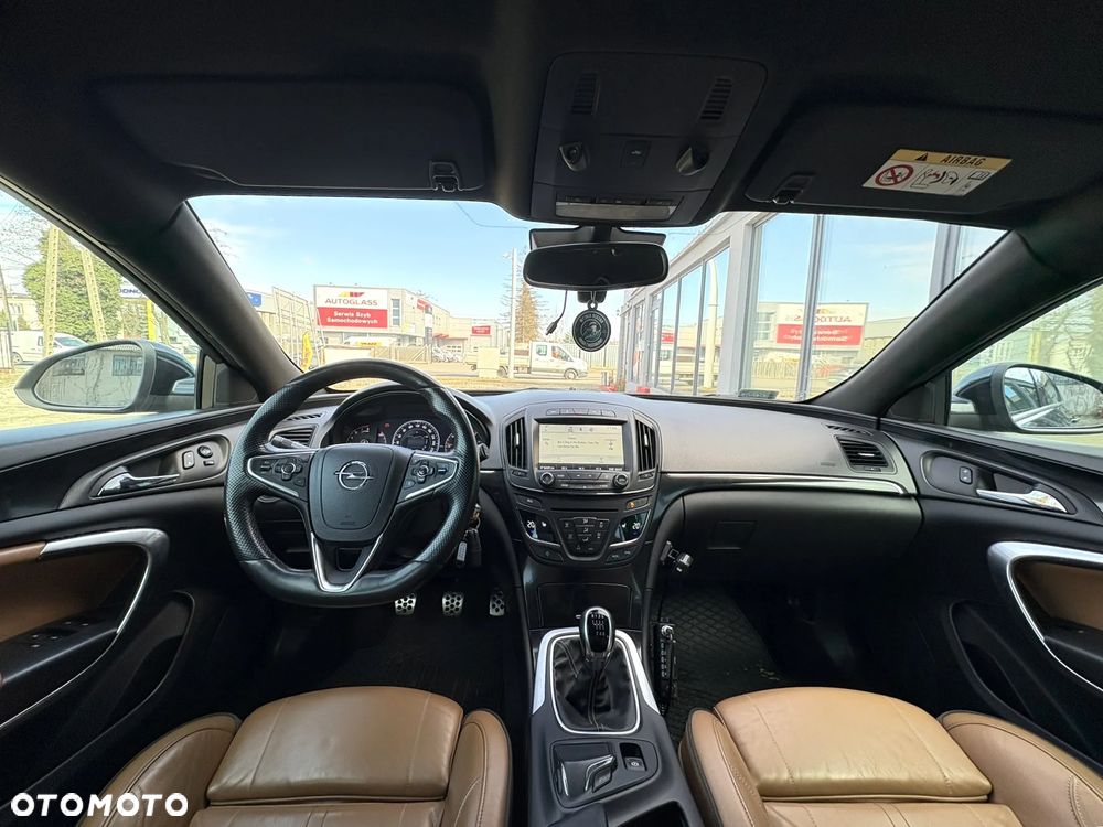 Opel Insignia 2.0 T Cosmo 4x4 S&S EU6 - 24