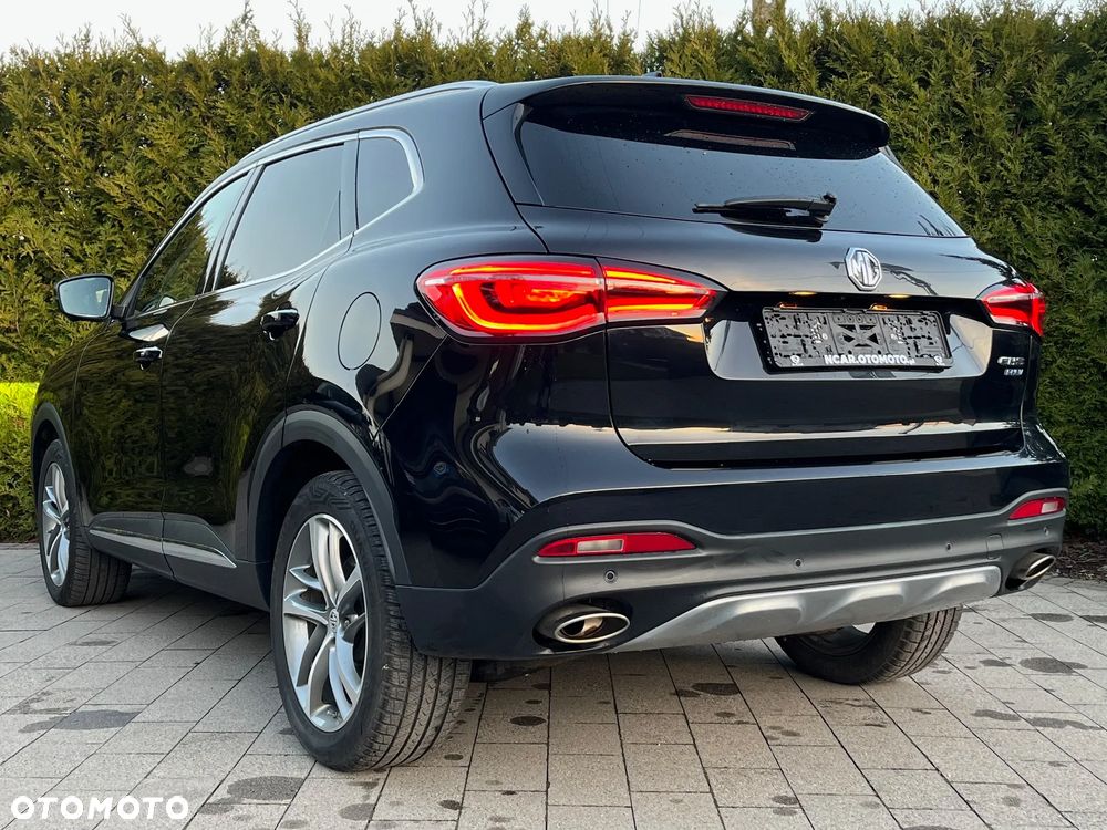 MG EHS Luxury - 7