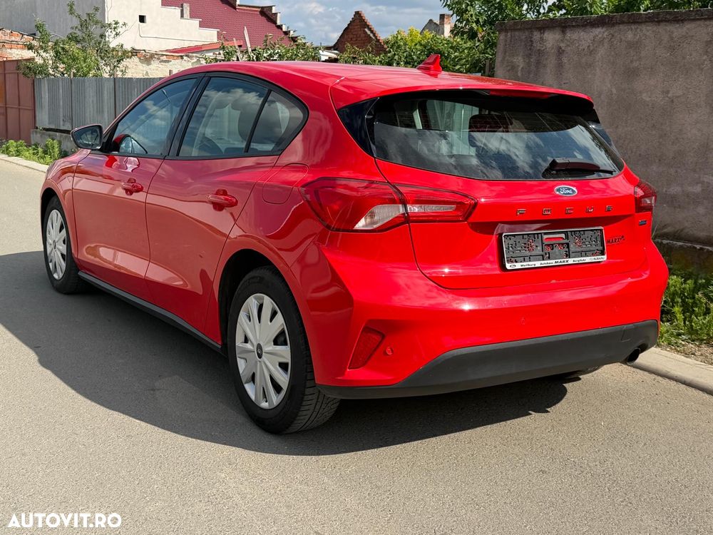 Ford Focus - 5