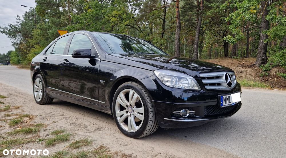 Mercedes-Benz Klasa C 180 CGI BlueEff Avantgarde - 6