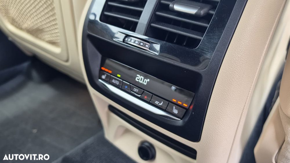 BMW X3 xDrive20d AT xLine - 16