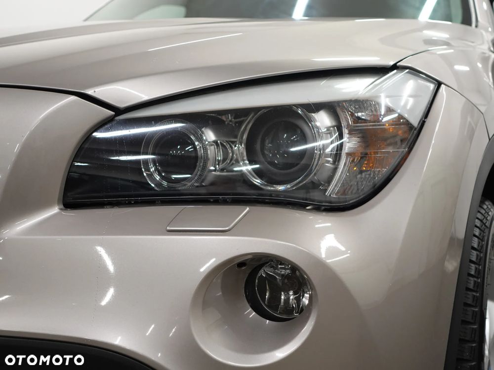 BMW X1 xDrive20d - 15