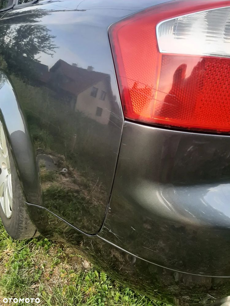 Audi A4 Avant 1.8T Quattro - 4