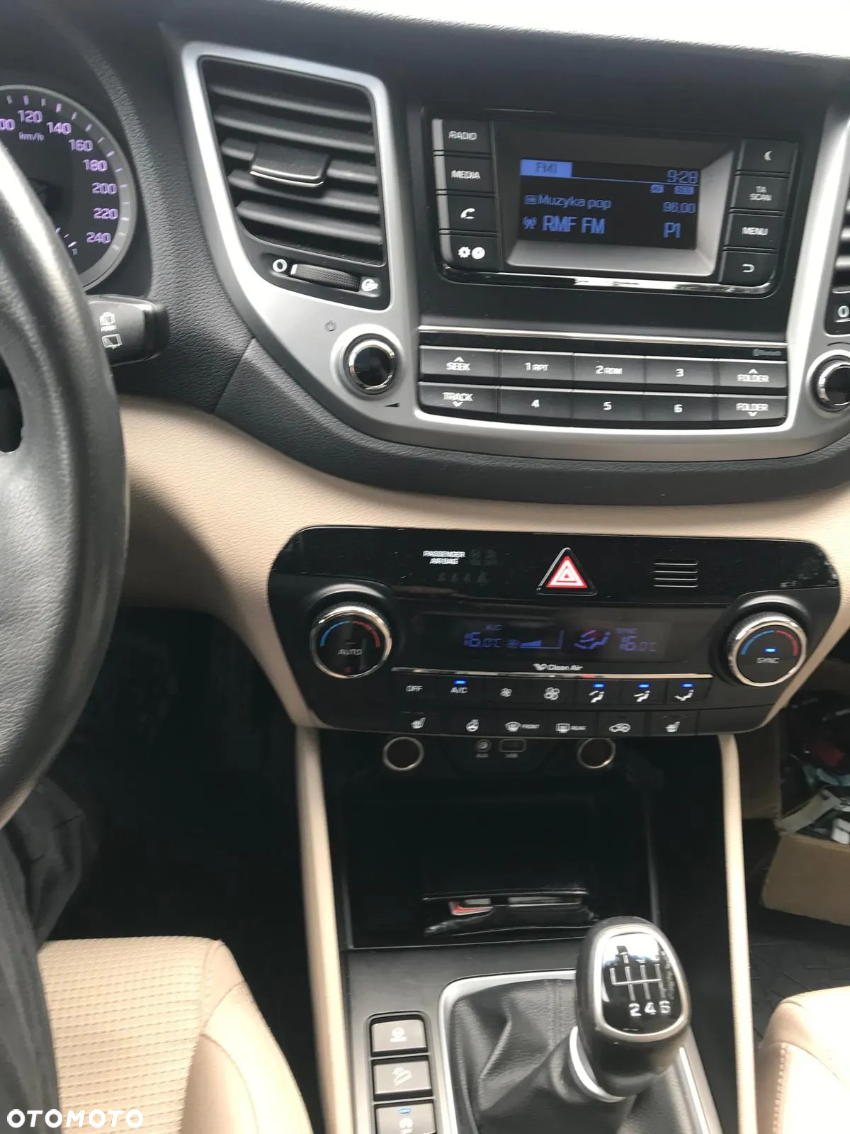 Hyundai Tucson 1.6 GDi Comfort 2WD - 9