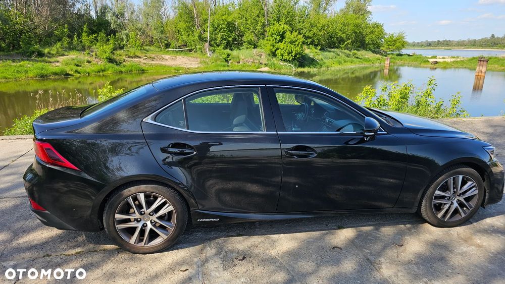 Lexus IS 300h Business Edition - 5