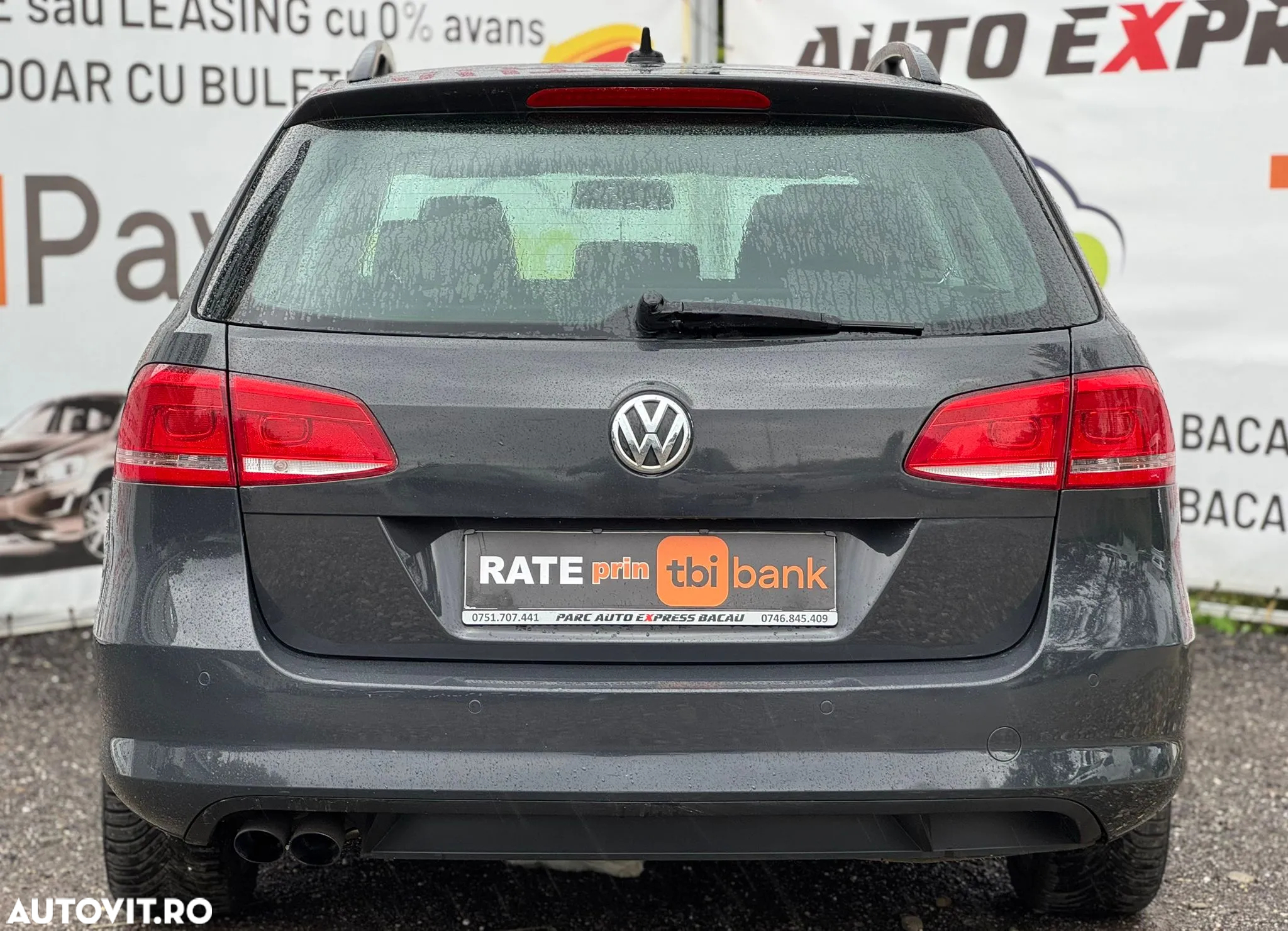 Volkswagen Passat Variant 2.0 TDI BlueMotion Technology DSG Trendline - 18