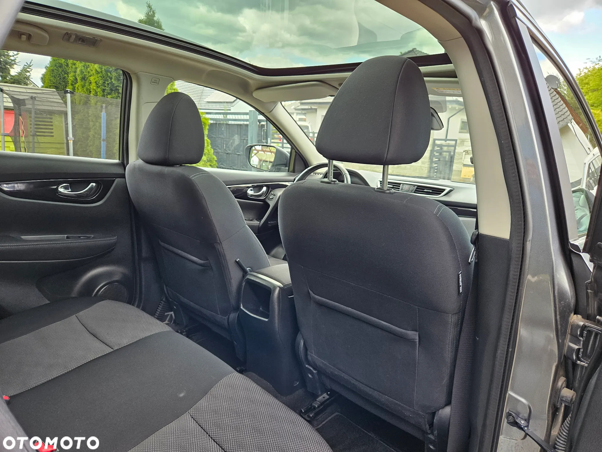Nissan Qashqai 1.2 DIG-T N-Connecta EU6 - 16