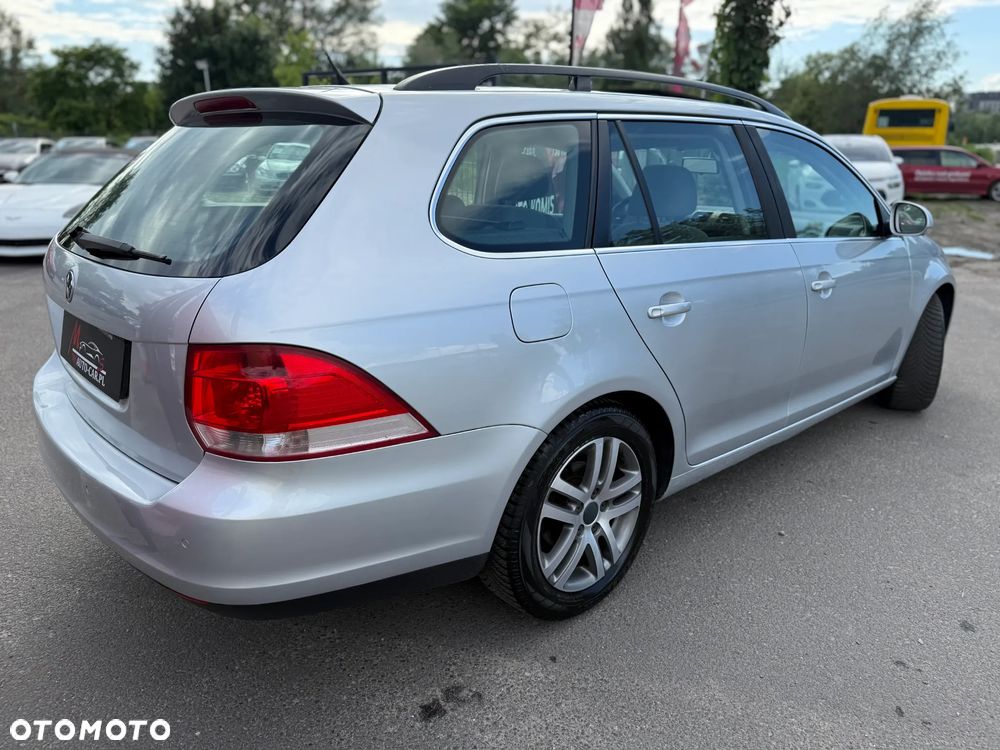 Volkswagen Golf 2.0 TDI DPF Highline - 10
