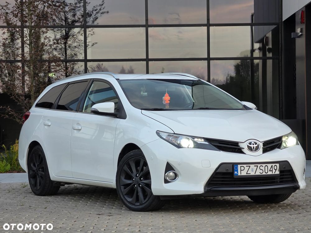 Toyota Auris 2.0 D-4D Prestige - 38