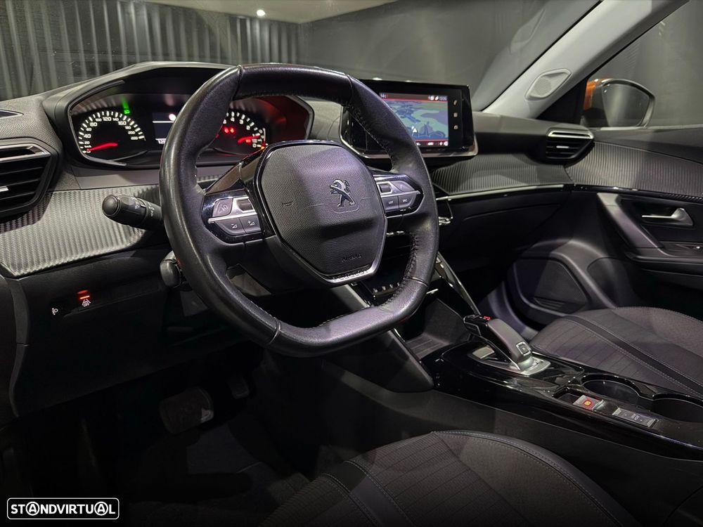 Peugeot 2008 1.5 BlueHDi Allure EAT8 - 14