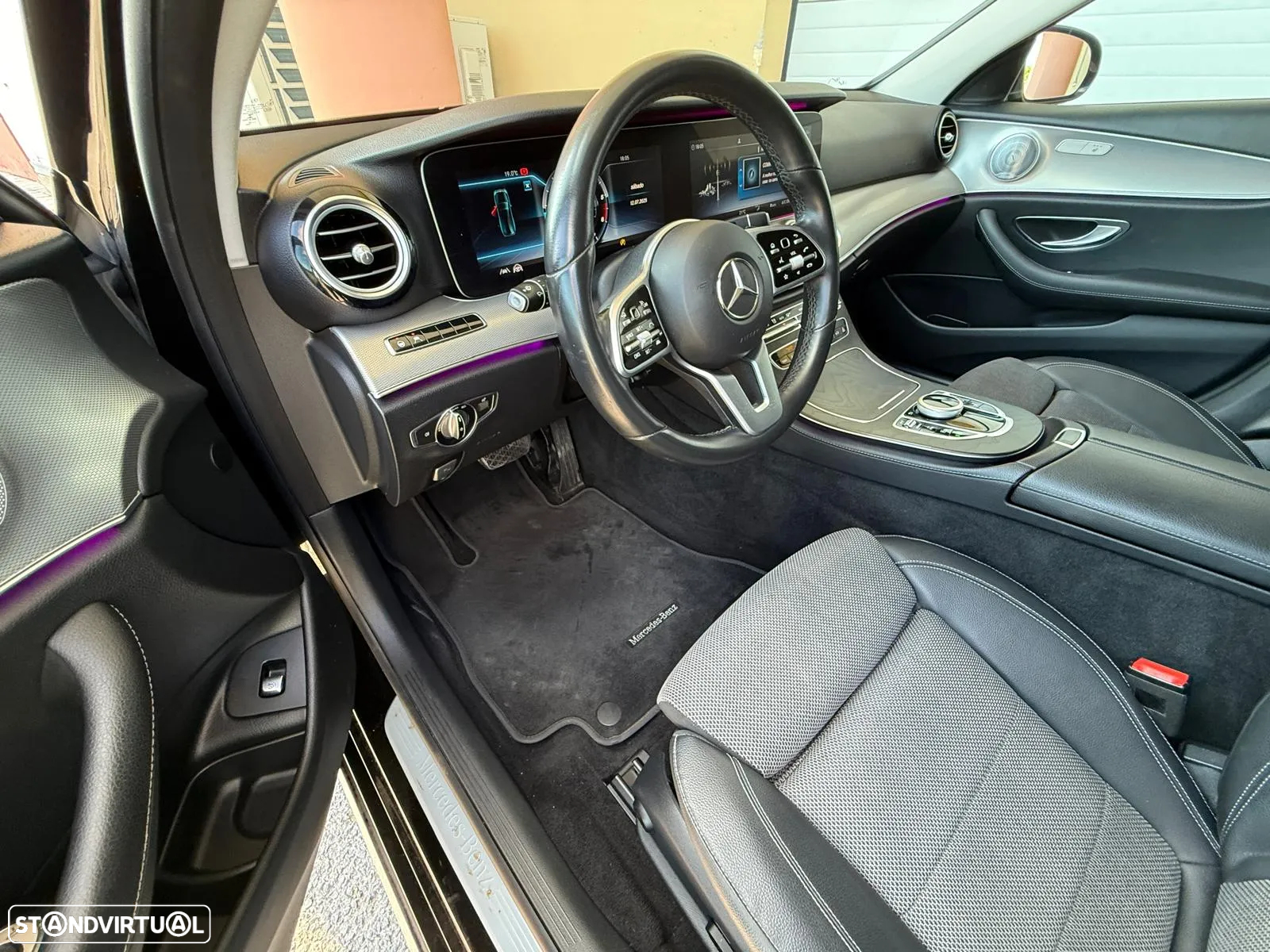 Mercedes-Benz E 200 d Exclusive Line - 30