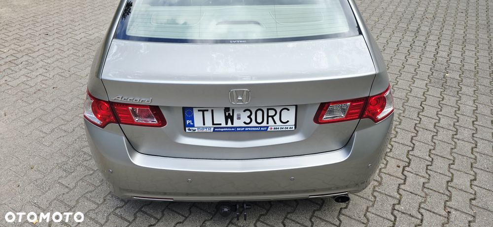 Honda Accord 2.0 Lifestyle - 32