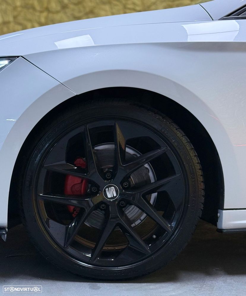 SEAT Leon ST 2.0 TDI FR - 17