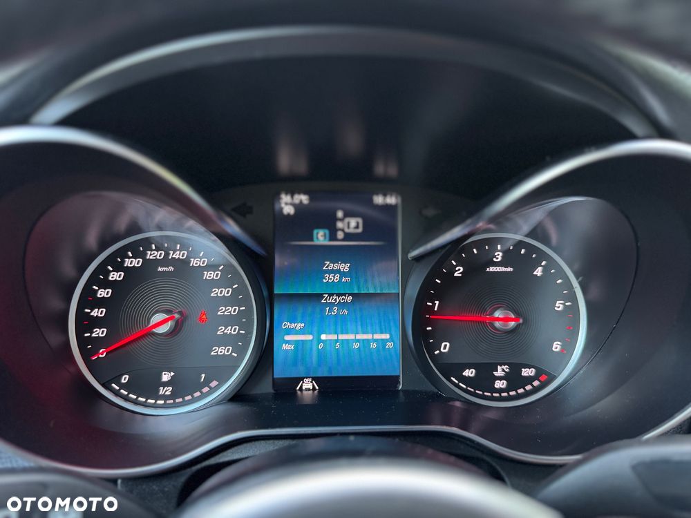 Mercedes-Benz GLC 220 d 4Matic 9G-TRONIC - 25