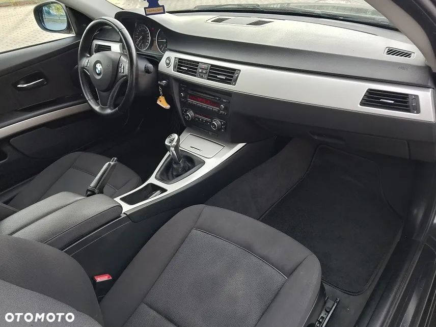 BMW Seria 3 - 15