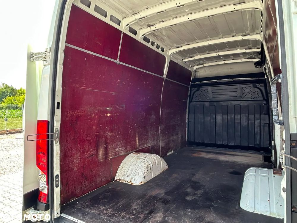 Iveco Daily 40C21 35C21 3.0 HPI L3H2 Średniak **Blokada mostu**KLIMA**Hak 3,5t.**NA BLIŹNIAKACH**Sprowadzony**2014R** - 11