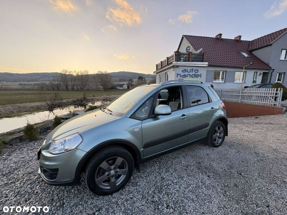 Suzuki SX4 - 1