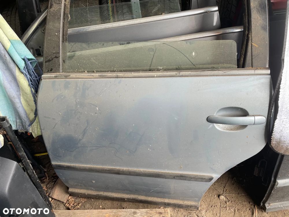 VW PASSAT B5 FL KOMBI DRZWI TYŁ LEWE CZARNE LC9Z I INNE - 3