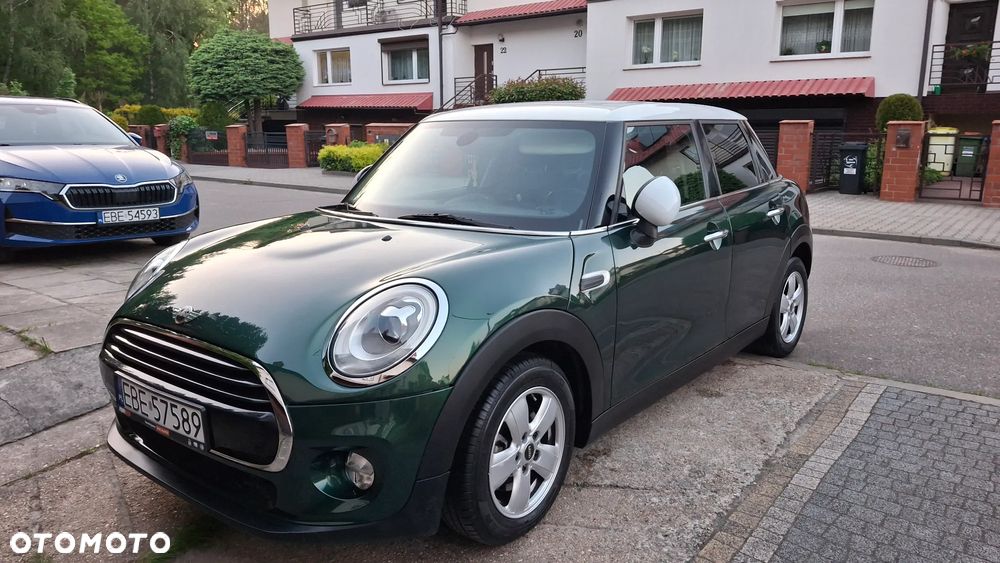 MINI Cooper Standard - 2