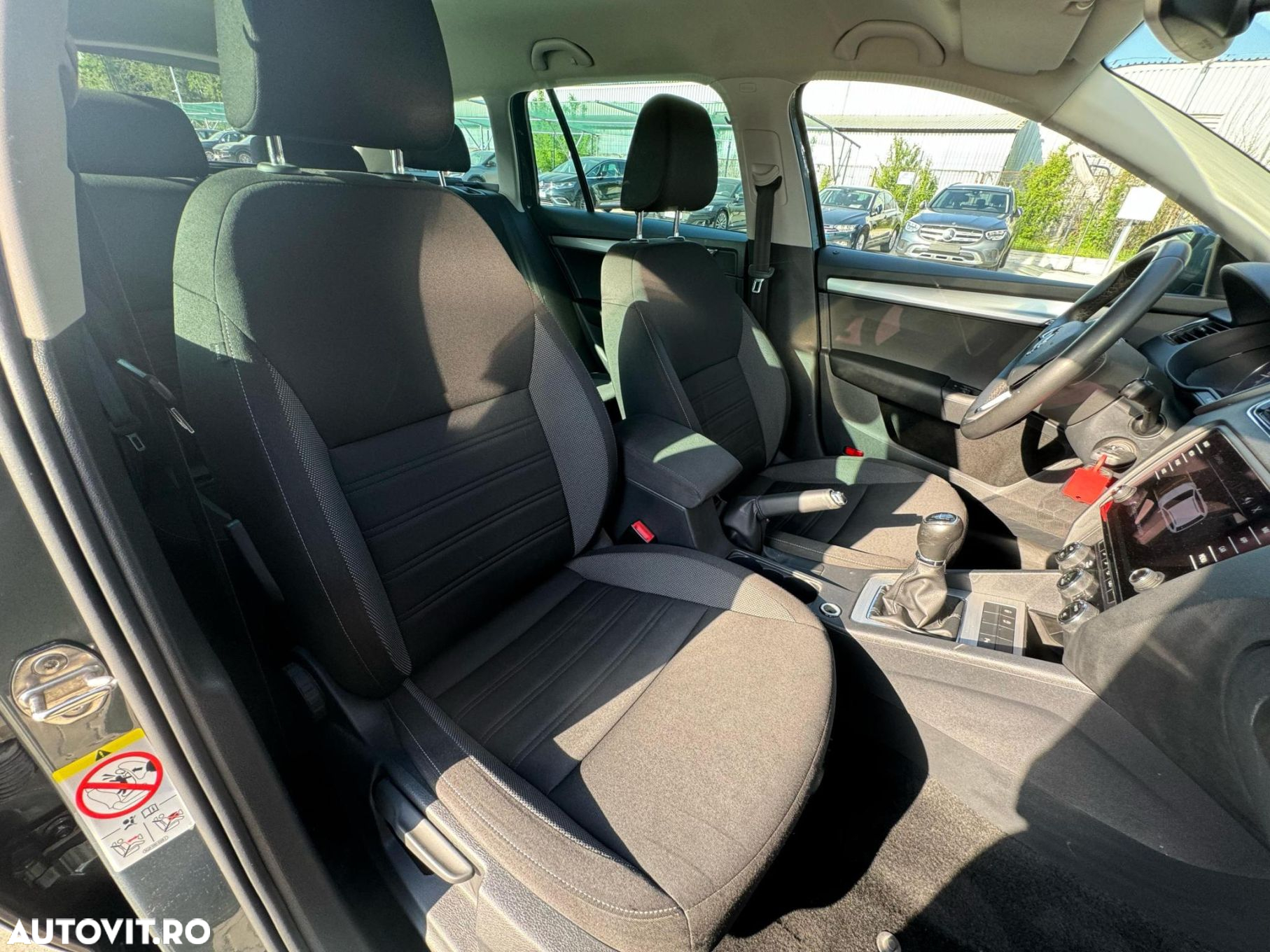 Skoda Octavia Combi Diesel 1.6 TDI Ambition - 14