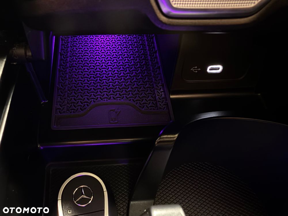 Mercedes-Benz CLE 200 9G-TRONIC Edition AMG Line - 24