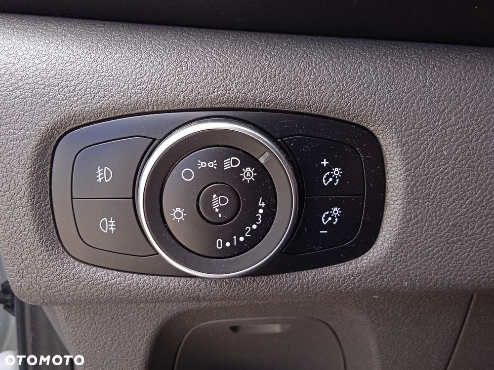 Ford Transit Custom - 27