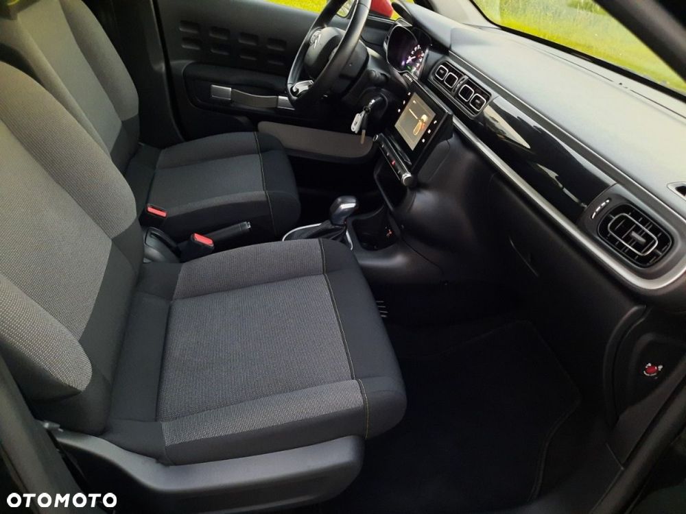 Citroën C3 1.2 PureTech Shine EAT6 - 24