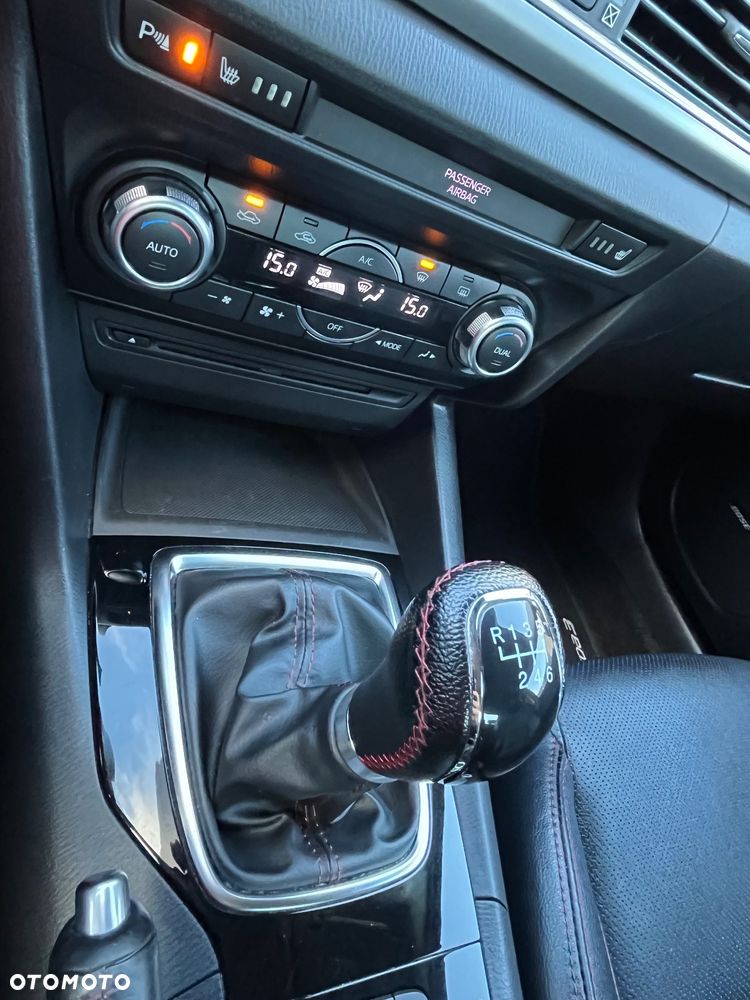 Mazda 3 - 13