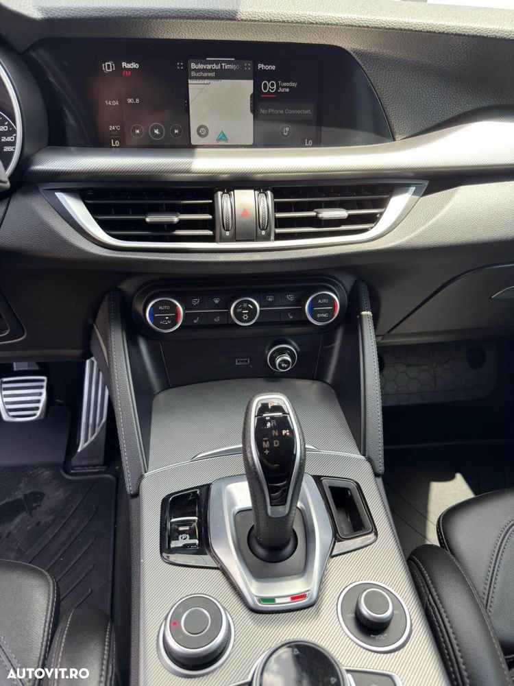 Alfa Romeo Stelvio - 9