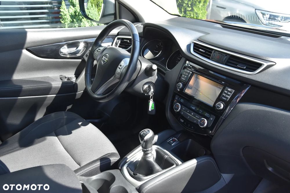 Nissan Qashqai 1.6 DIG-T Tekna - 15