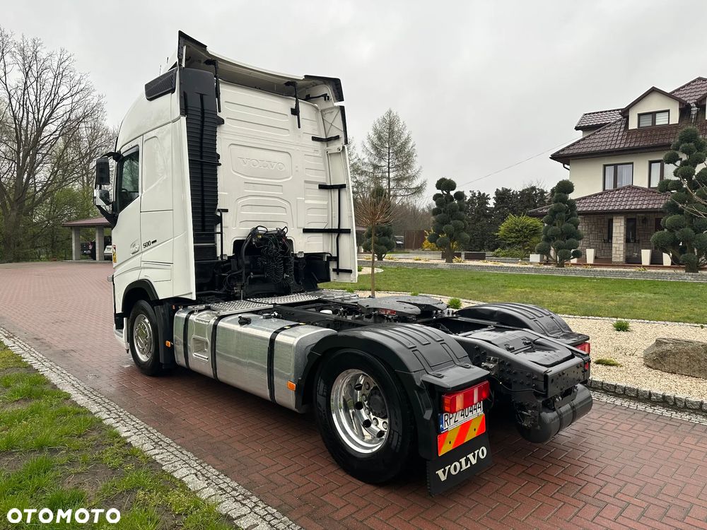 Volvo FL - 4