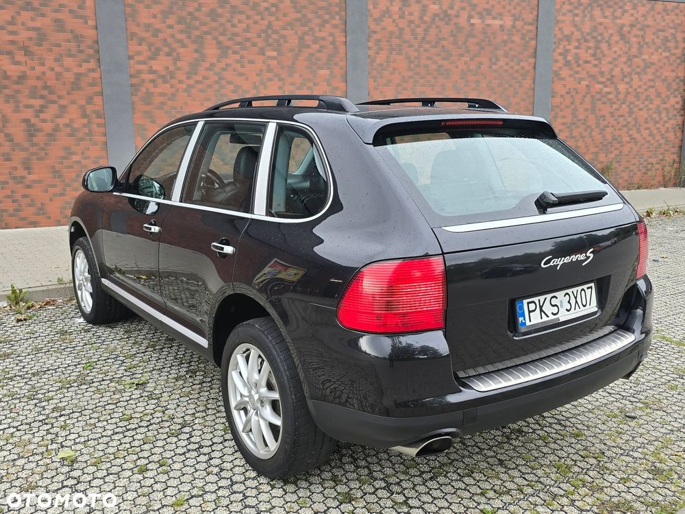 Porsche Cayenne - 15
