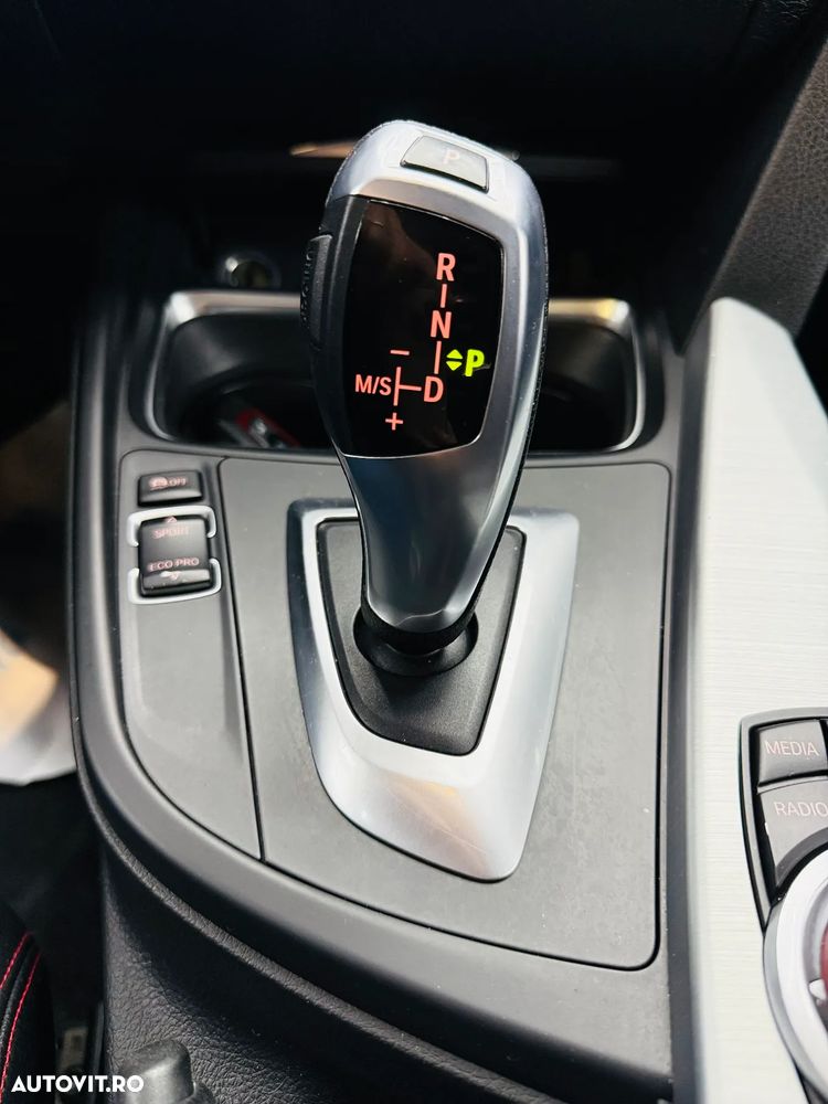 BMW Seria 3 328i Aut. - 9