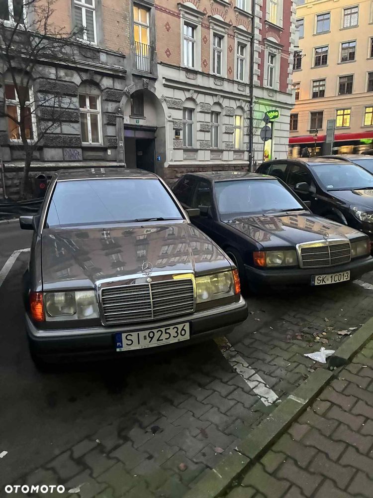 Mercedes-Benz W124 (1984-1993) ver-standard - 26