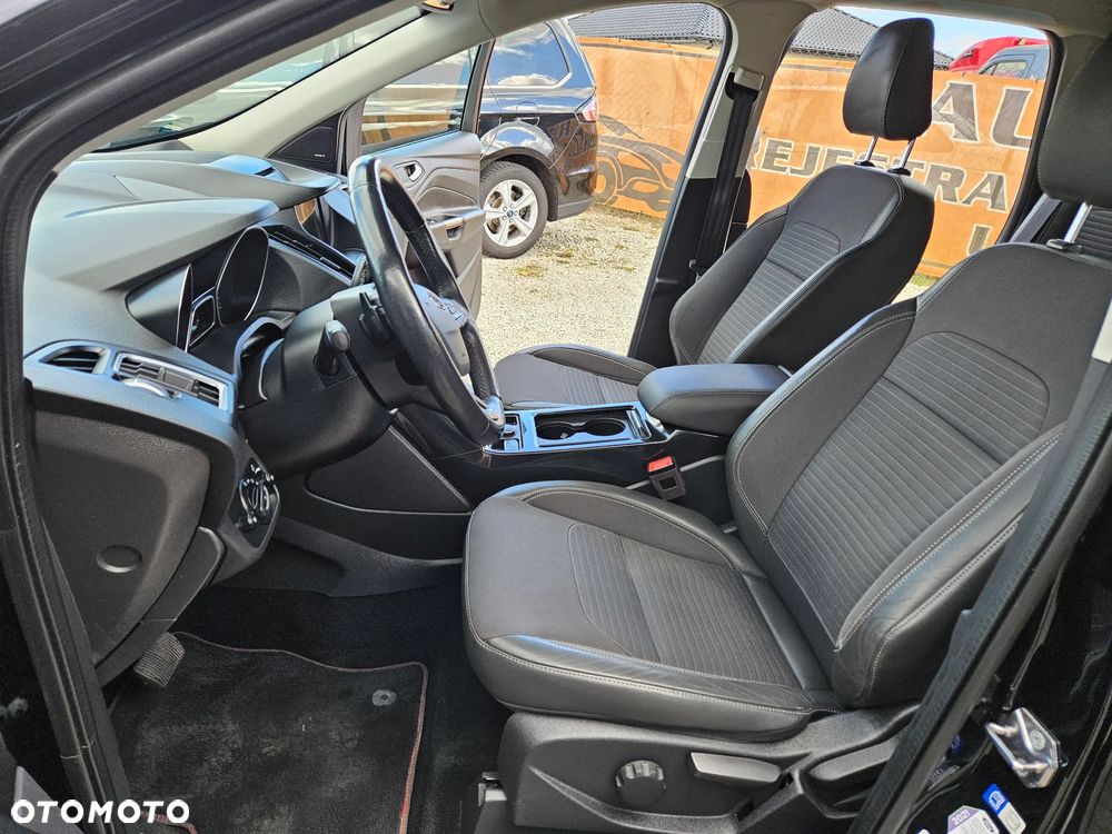 Ford Kuga 2.0 TDCi 4x4 Titanium - 22