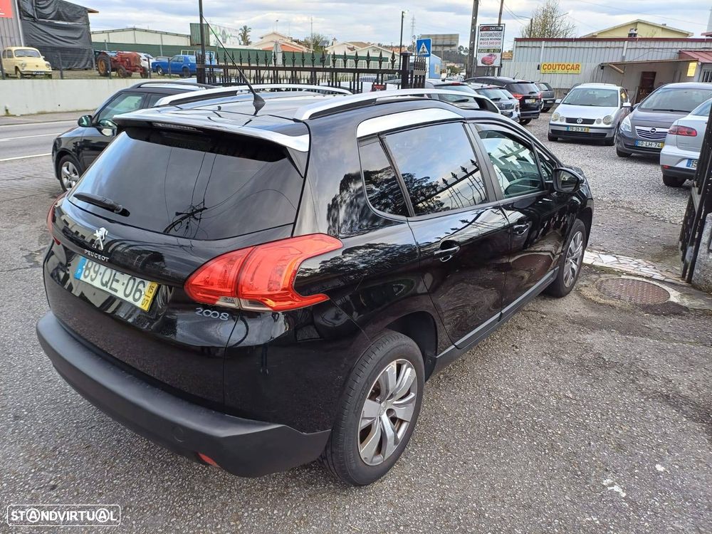 Peugeot 2008 - 4