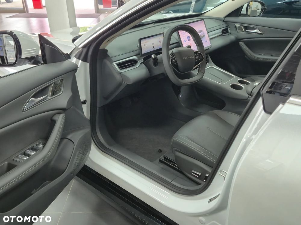 Forthing S7 REEV - 11