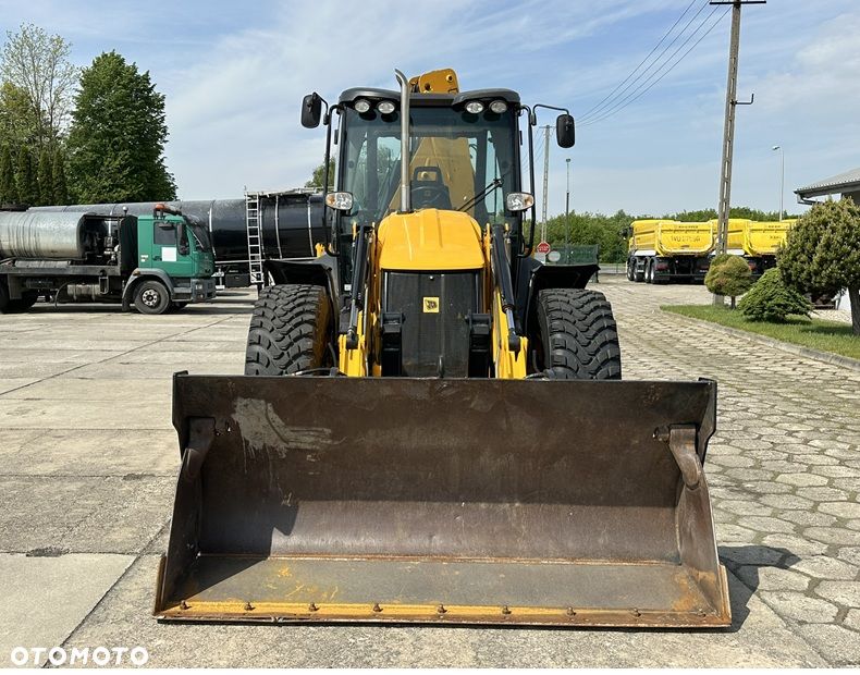 JCB 4CX ECO - 36
