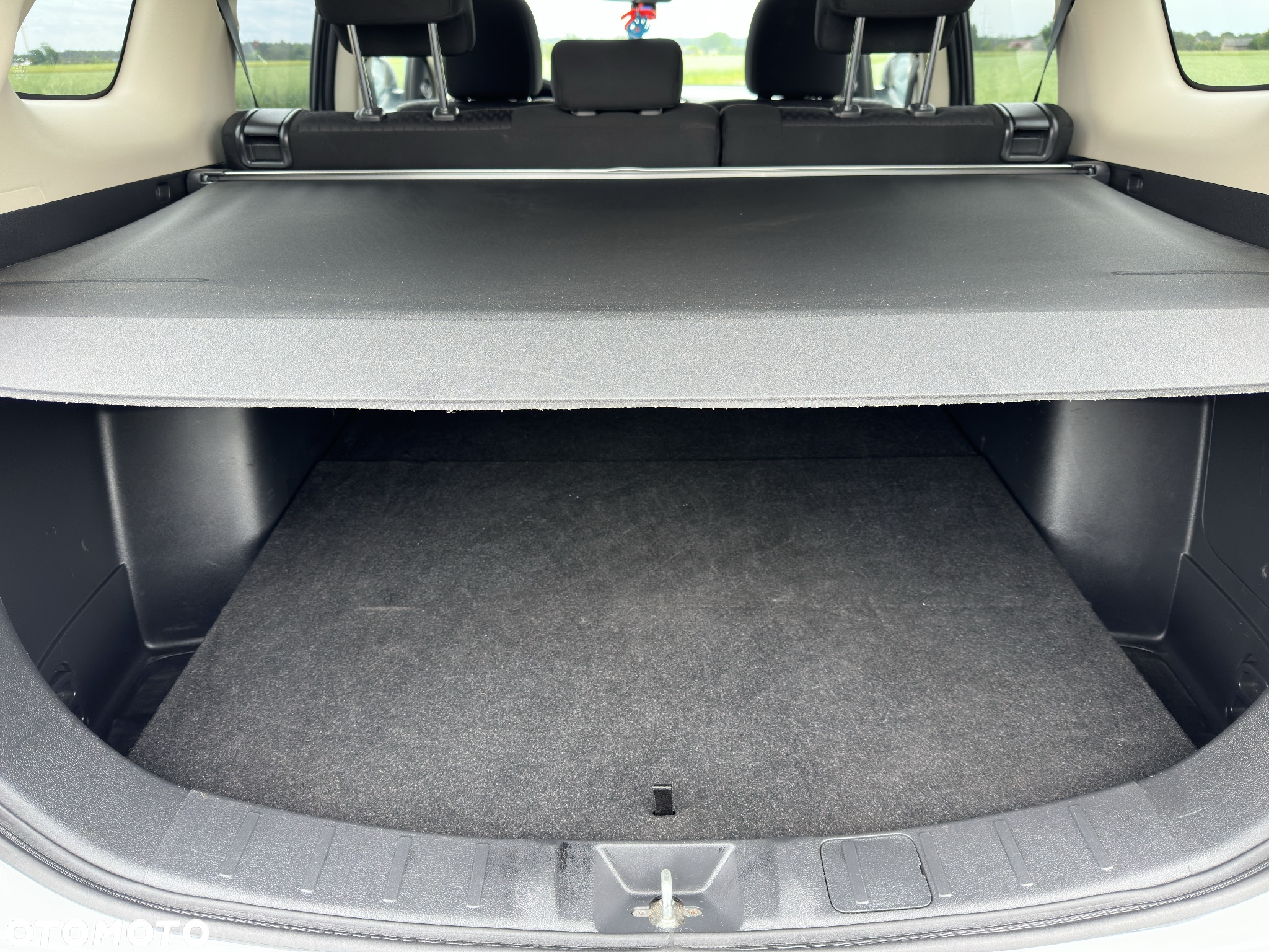 Mitsubishi Outlander 2.2 DID Intense - 11