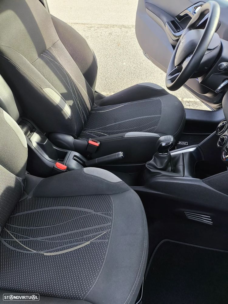 Peugeot 208 1.4 VTi Active - 9