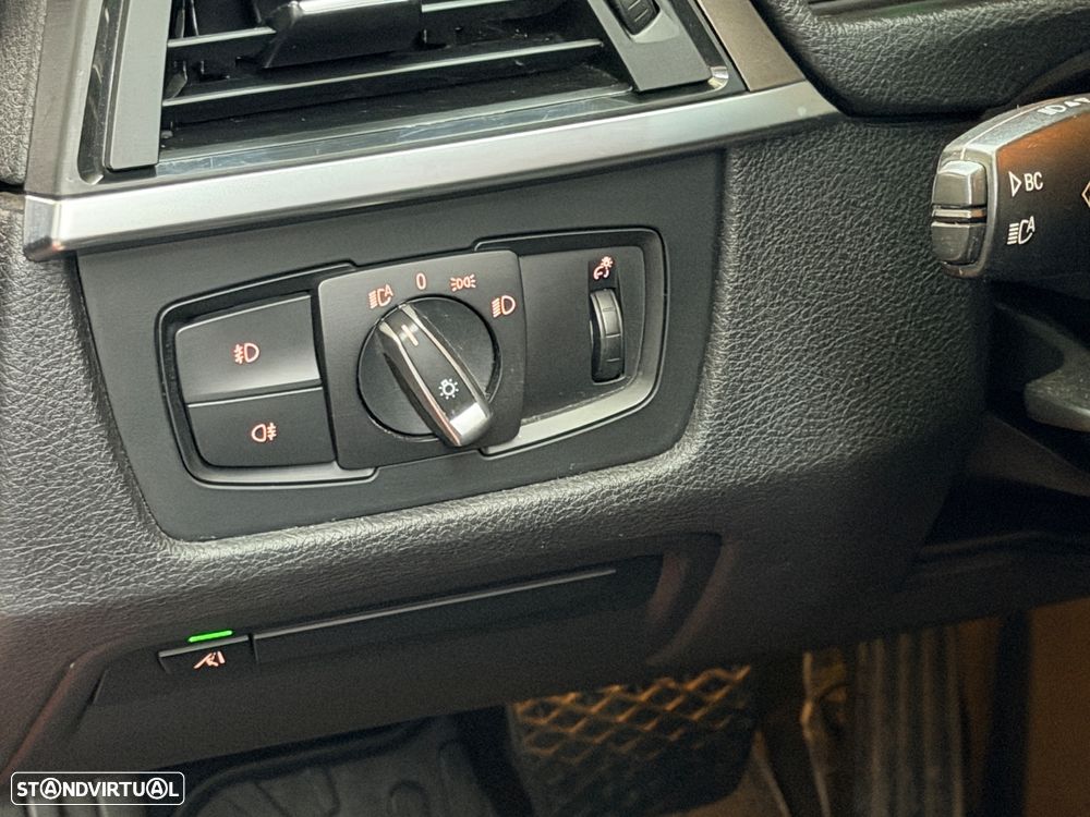 BMW 320 d Sport-Aut. Modern Line - 21