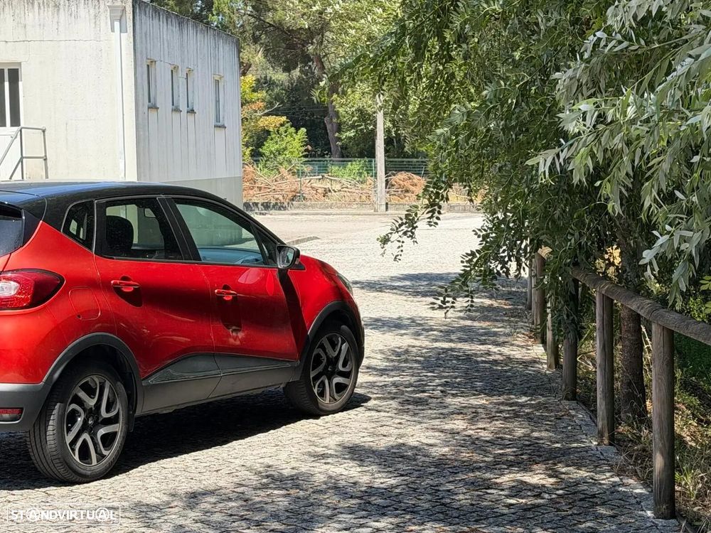 Renault Captur TCe 120 EDC Helly Hansen - 9