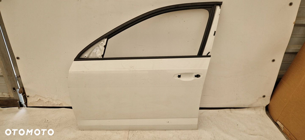 SKODA OCTAVIA III 3 DRZWI PRZEDNIE LEWE
